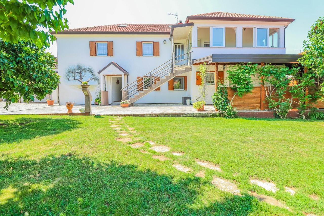 Pension Nina Umag Exterior foto